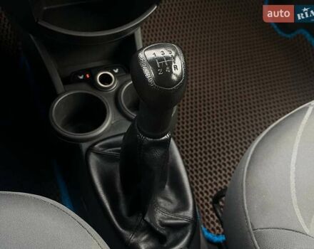 Сірий Шевроле Спарк, об'ємом двигуна 1.21 л та пробігом 93 тис. км за 6790 $, фото 26 на Automoto.ua