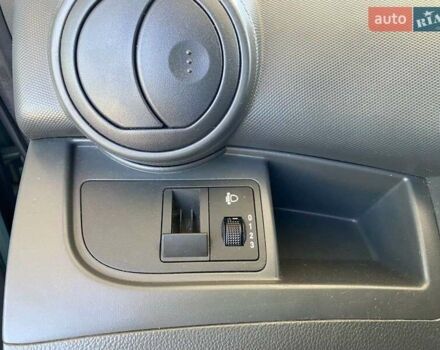 Синий Шевроле Спарк, объемом двигателя 1 л и пробегом 234 тыс. км за 4500 $, фото 26 на Automoto.ua