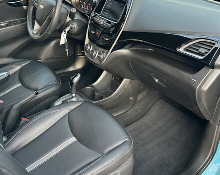 Синій Шевроле Спарк, об'ємом двигуна 1.4 л та пробігом 30 тис. км за 14500 $, фото 7 на Automoto.ua