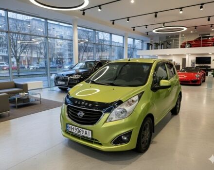 Зеленый Шевроле Спарк, объемом двигателя 1.2 л и пробегом 109 тыс. км за 4999 $, фото 1 на Automoto.ua