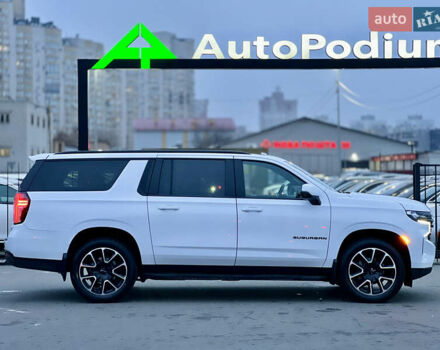 Белый Шевроле Субурбан, объемом двигателя 3 л и пробегом 79 тыс. км за 65999 $, фото 8 на Automoto.ua