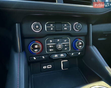 Белый Шевроле Субурбан, объемом двигателя 3 л и пробегом 79 тыс. км за 65999 $, фото 45 на Automoto.ua