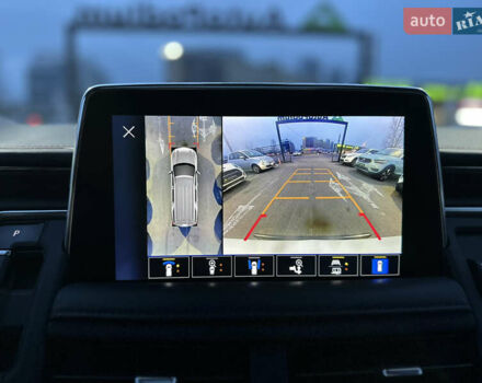 Белый Шевроле Субурбан, объемом двигателя 3 л и пробегом 79 тыс. км за 65999 $, фото 47 на Automoto.ua