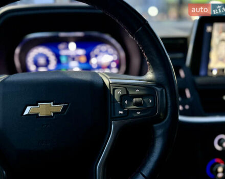 Белый Шевроле Субурбан, объемом двигателя 3 л и пробегом 79 тыс. км за 65999 $, фото 49 на Automoto.ua