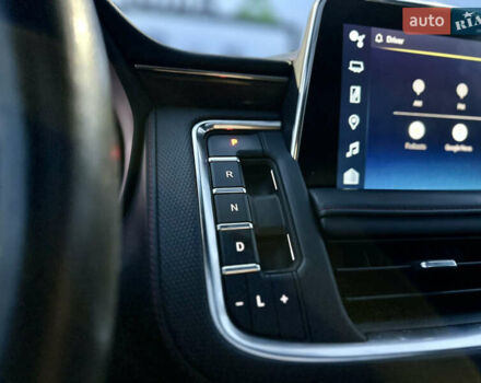 Белый Шевроле Субурбан, объемом двигателя 3 л и пробегом 79 тыс. км за 65999 $, фото 44 на Automoto.ua