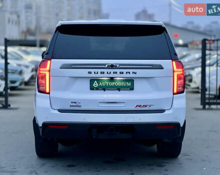 Белый Шевроле Субурбан, объемом двигателя 3 л и пробегом 79 тыс. км за 65999 $, фото 5 на Automoto.ua