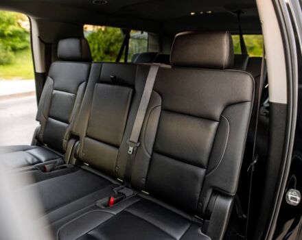 Черный Шевроле Субурбан, объемом двигателя 5.3 л и пробегом 0 тыс. км за 40500 $, фото 3 на Automoto.ua