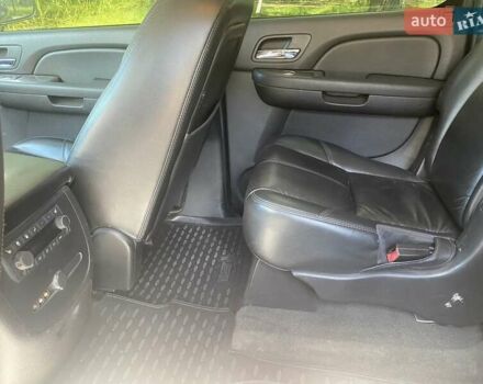 Чорний Шевроле Субурбан, об'ємом двигуна 5.3 л та пробігом 230 тис. км за 16500 $, фото 20 на Automoto.ua