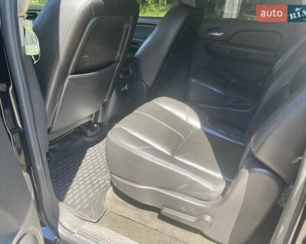 Чорний Шевроле Субурбан, об'ємом двигуна 5.3 л та пробігом 230 тис. км за 16500 $, фото 19 на Automoto.ua