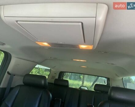 Чорний Шевроле Субурбан, об'ємом двигуна 5.3 л та пробігом 230 тис. км за 16500 $, фото 18 на Automoto.ua