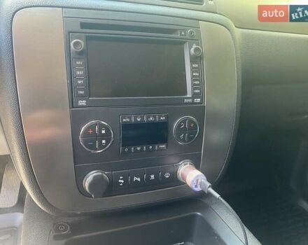 Чорний Шевроле Субурбан, об'ємом двигуна 5.3 л та пробігом 230 тис. км за 16500 $, фото 12 на Automoto.ua