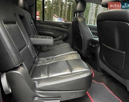 Черный Шевроле Субурбан, объемом двигателя 5.33 л и пробегом 143 тыс. км за 25000 $, фото 14 на Automoto.ua