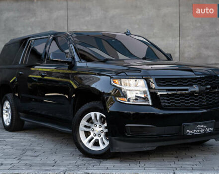 Черный Шевроле Субурбан, объемом двигателя 5.33 л и пробегом 153 тыс. км за 33000 $, фото 6 на Automoto.ua