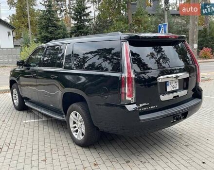 Черный Шевроле Субурбан, объемом двигателя 5.33 л и пробегом 143 тыс. км за 25000 $, фото 5 на Automoto.ua