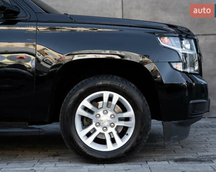 Черный Шевроле Субурбан, объемом двигателя 5.33 л и пробегом 153 тыс. км за 33000 $, фото 8 на Automoto.ua