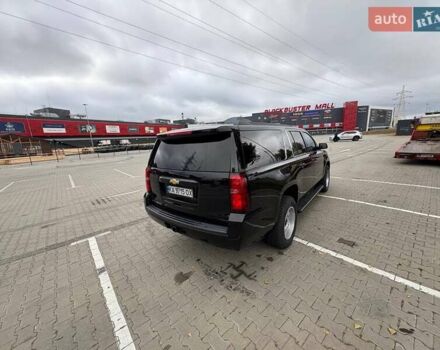 Шевроле Субурбан 2016 в Киеве на Automoto.ua Черный Шевроле Субурбан, объемом двигателя 5.3 л и пробегом 140 тыс. км за 50000 $, фото 4 на Automoto.ua