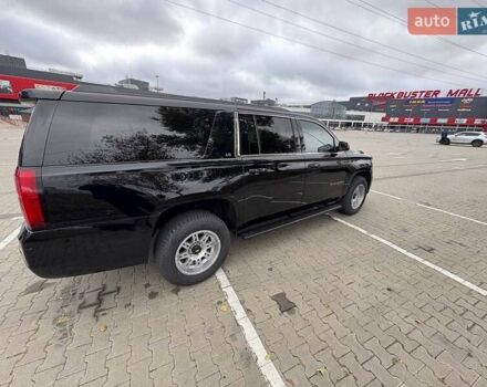 Шевроле Субурбан 2016 в Киеве на Automoto.ua Черный Шевроле Субурбан, объемом двигателя 5.3 л и пробегом 140 тыс. км за 50000 $, фото 3 на Automoto.ua