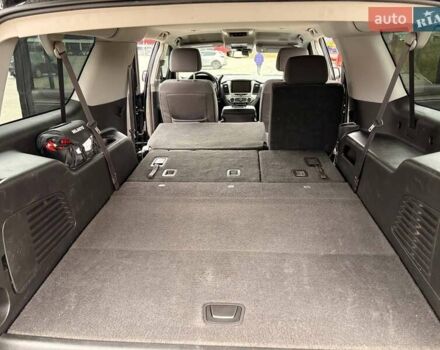 Шевроле Субурбан 2016 в Киеве на Automoto.ua Черный Шевроле Субурбан, объемом двигателя 5.3 л и пробегом 140 тыс. км за 50000 $, фото 27 на Automoto.ua