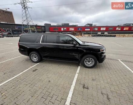 Шевроле Субурбан 2016 в Киеве на Automoto.ua Черный Шевроле Субурбан, объемом двигателя 5.3 л и пробегом 140 тыс. км за 50000 $, фото 1 на Automoto.ua