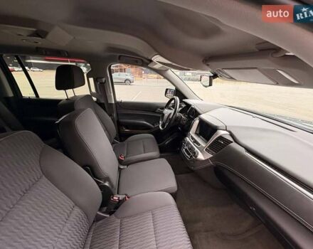 Шевроле Субурбан 2016 в Киеве на Automoto.ua Черный Шевроле Субурбан, объемом двигателя 5.3 л и пробегом 140 тыс. км за 50000 $, фото 20 на Automoto.ua