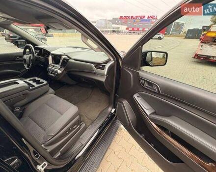Шевроле Субурбан 2016 в Киеве на Automoto.ua Черный Шевроле Субурбан, объемом двигателя 5.3 л и пробегом 140 тыс. км за 50000 $, фото 21 на Automoto.ua