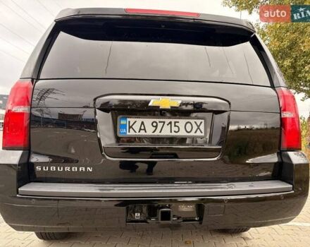 Шевроле Субурбан 2016 в Киеве на Automoto.ua Черный Шевроле Субурбан, объемом двигателя 5.3 л и пробегом 140 тыс. км за 50000 $, фото 6 на Automoto.ua