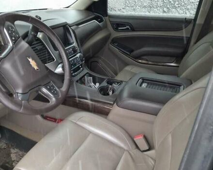 Черный Шевроле Субурбан, объемом двигателя 5.3 л и пробегом 157 тыс. км за 42000 $, фото 11 на Automoto.ua
