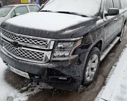 Черный Шевроле Субурбан, объемом двигателя 5.3 л и пробегом 157 тыс. км за 42000 $, фото 1 на Automoto.ua