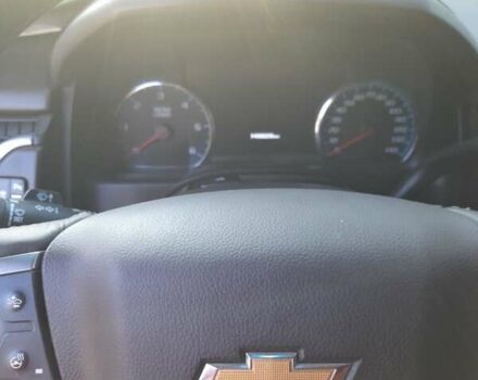 Черный Шевроле Субурбан, объемом двигателя 5.3 л и пробегом 157 тыс. км за 42000 $, фото 3 на Automoto.ua