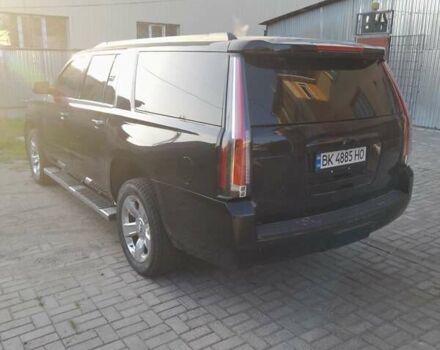 Черный Шевроле Субурбан, объемом двигателя 5.3 л и пробегом 157 тыс. км за 42000 $, фото 4 на Automoto.ua