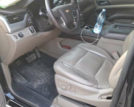 Черный Шевроле Субурбан, объемом двигателя 5.3 л и пробегом 157 тыс. км за 42000 $, фото 5 на Automoto.ua