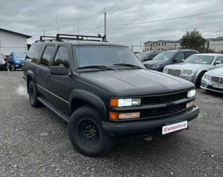 Черный Шевроле Субурбан, объемом двигателя 7.5 л и пробегом 565 тыс. км за 12000 $, фото 1 на Automoto.ua