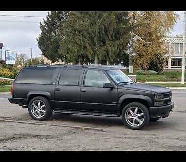 Шевроле Субурбан 1999 у Києві на Automoto.ua Чорний Шевроле Субурбан, об'ємом двигуна 5.7 л та пробігом 254 тис. км за 9000 $, фото 1 на Automoto.ua