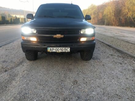 Шевроле Субурбан 2002 у Дніпро (Дніпропетровську) на Automoto.ua Чорний Шевроле Субурбан, об'ємом двигуна 5.3 л та пробігом 420 тис. км за 3628 $, фото 1 на Automoto.ua
