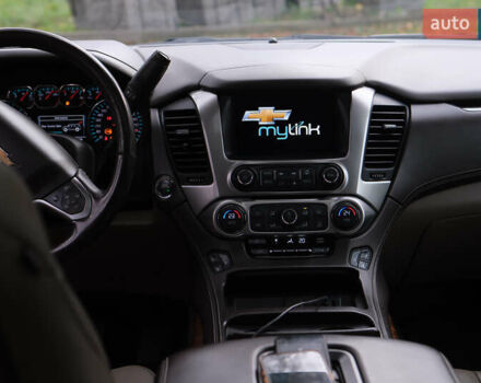 Коричневий Шевроле Субурбан, об'ємом двигуна 5.33 л та пробігом 240 тис. км за 35000 $, фото 13 на Automoto.ua