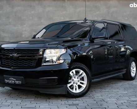 Шевроле Субурбан, объемом двигателя 5.3 л и пробегом 153 тыс. км за 33000 $, фото 2 на Automoto.ua