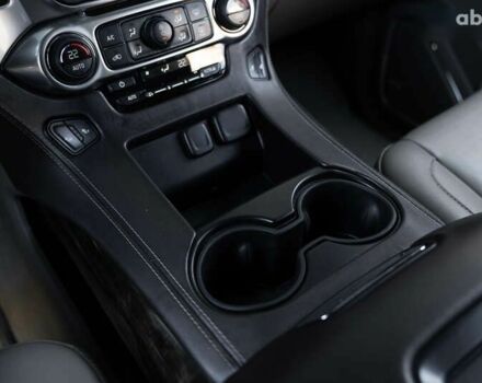 Шевроле Субурбан, объемом двигателя 5.3 л и пробегом 153 тыс. км за 33000 $, фото 22 на Automoto.ua