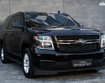 Шевроле Субурбан, об'ємом двигуна 5.3 л та пробігом 153 тис. км за 33000 $, фото 1 на Automoto.ua