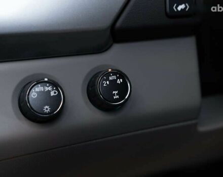 Шевроле Субурбан, об'ємом двигуна 5.3 л та пробігом 153 тис. км за 33000 $, фото 24 на Automoto.ua