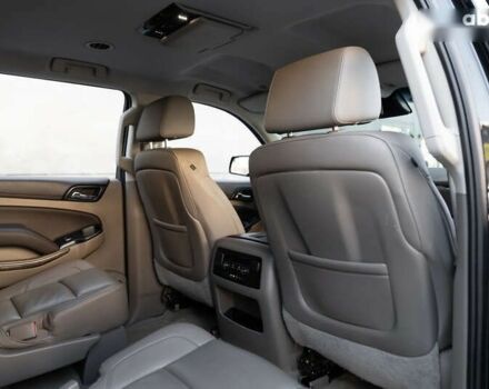 Шевроле Субурбан, об'ємом двигуна 5.3 л та пробігом 153 тис. км за 33000 $, фото 27 на Automoto.ua