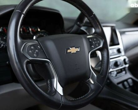 Шевроле Субурбан, об'ємом двигуна 5.3 л та пробігом 153 тис. км за 33000 $, фото 18 на Automoto.ua