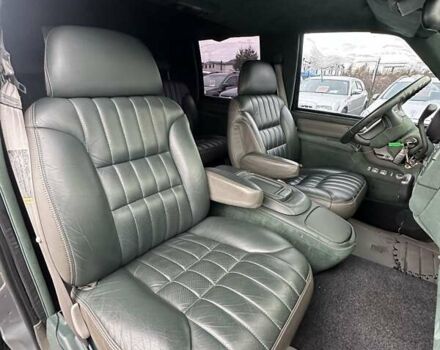 Серый Шевроле Субурбан, объемом двигателя 7.45 л и пробегом 565 тыс. км за 12000 $, фото 22 на Automoto.ua