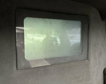 Серый Шевроле Субурбан, объемом двигателя 7.45 л и пробегом 565 тыс. км за 12000 $, фото 18 на Automoto.ua