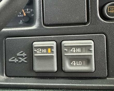 Серый Шевроле Субурбан, объемом двигателя 7.45 л и пробегом 565 тыс. км за 12000 $, фото 37 на Automoto.ua