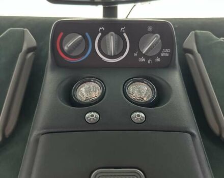 Серый Шевроле Субурбан, объемом двигателя 7.45 л и пробегом 565 тыс. км за 12000 $, фото 30 на Automoto.ua