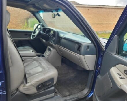 Синий Шевроле Субурбан, объемом двигателя 6 л и пробегом 380 тыс. км за 8000 $, фото 6 на Automoto.ua