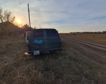 Зеленый Шевроле Субурбан, объемом двигателя 6 л и пробегом 10 тыс. км за 5500 $, фото 1 на Automoto.ua