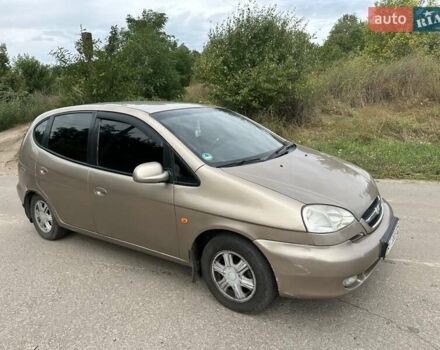Бежевий Шевроле Такума, об'ємом двигуна 1.6 л та пробігом 200 тис. км за 1899 $, фото 4 на Automoto.ua
