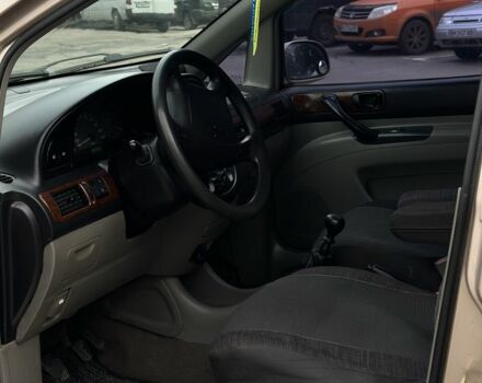 Бежевый Шевроле Такума, объемом двигателя 2 л и пробегом 191 тыс. км за 2300 $, фото 9 на Automoto.ua