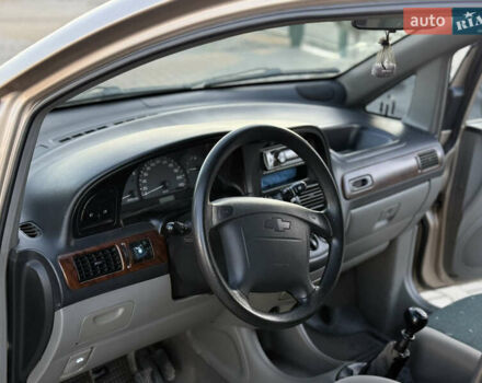 Бежевый Шевроле Такума, объемом двигателя 2 л и пробегом 132 тыс. км за 3150 $, фото 9 на Automoto.ua